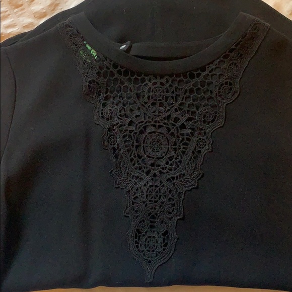 Club Monaco Embroidered Top ~ S - Picture 3 of 4